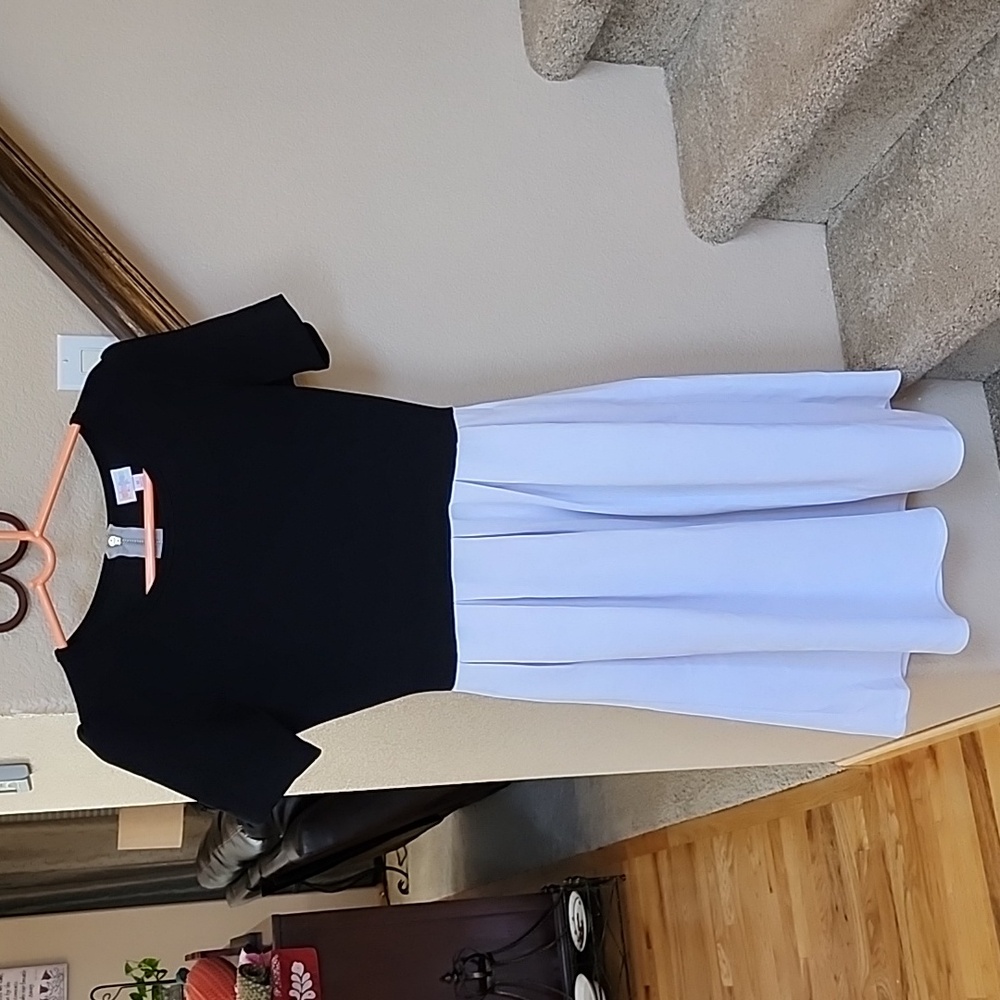 LuLaRoe pleated waist black and white dress